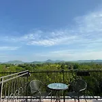 Na Hradbach Отель 3*