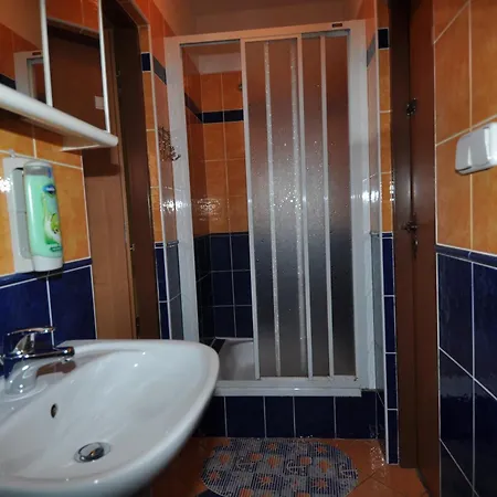 Na Hradbách 3* Louny