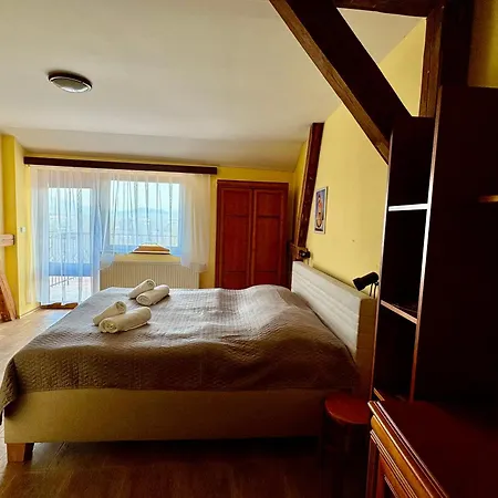 Na Hradbach Hotel 3*