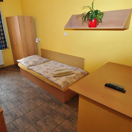 Hotel Na Hradbách 3*