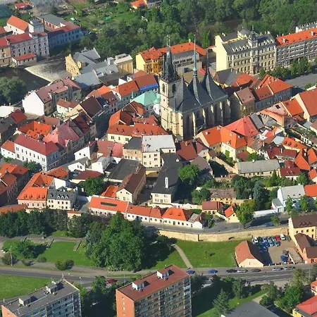Na Hradbach 3*