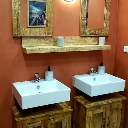 Na Hradbách 3* Louny