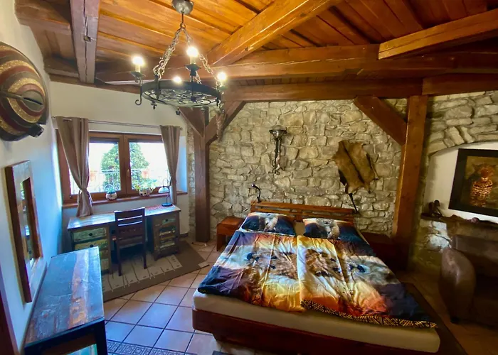 Hotel Na Hradbách 3*