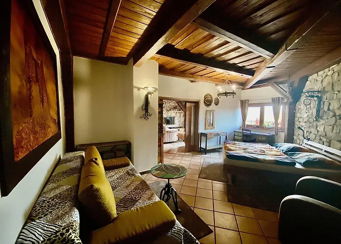 Na Hradbách Hotel 3*