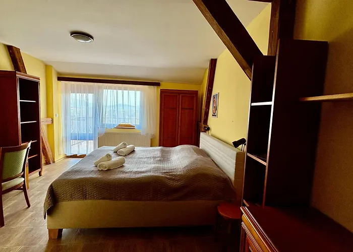 Na Hradbách Hotel 3*
