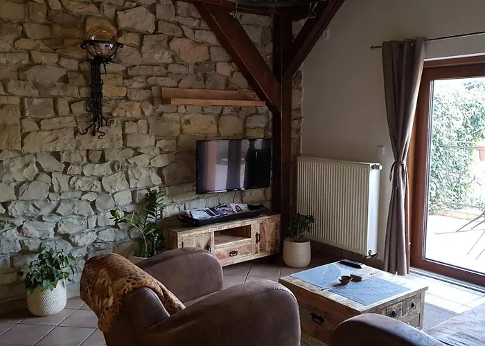 Na Hradbách 3* Louny